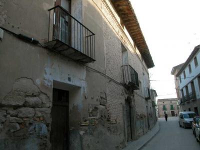 APUDEPA solicita a la DGA proteger una casa en la calle Mayor Castejón de Monegros